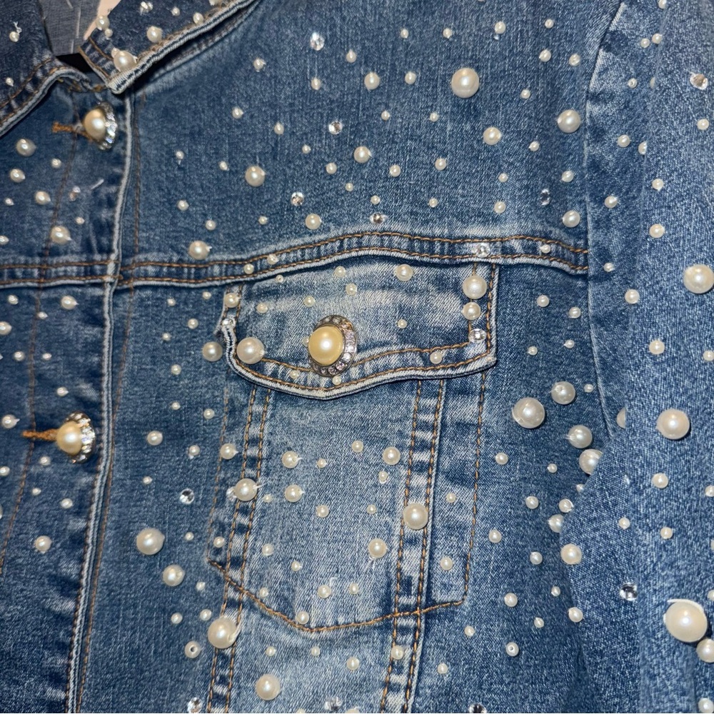 Vintage Pearl Embellished Oversized Denim Jacket - Picture 5 of 10